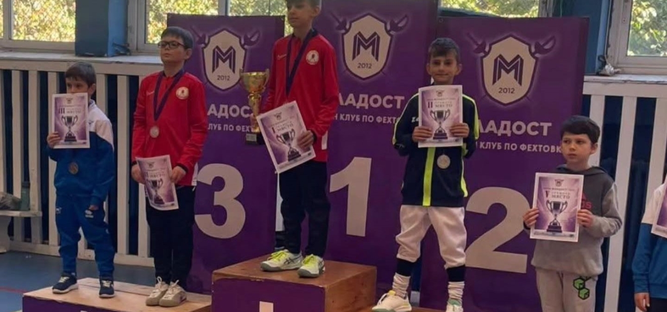 Ясни са шампионите на сабя за Купа Младост до 11, до 13 и до 15 години